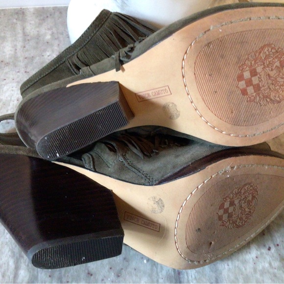 Vince Camuto olive green suede fringe heels - Picture 8 of 8